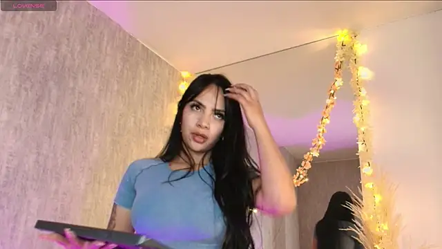 ValerySilva online show from 04/06/26, 03:04