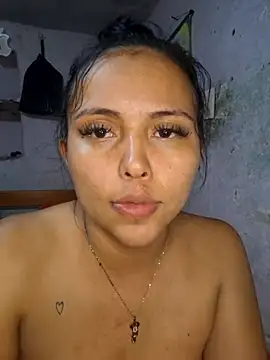 Daniela Cruz  online show from 04/17/26, 12:57