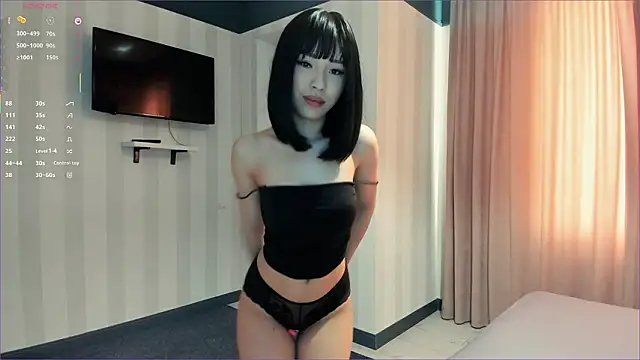 laumalove online show from 02/01/26, 05:17