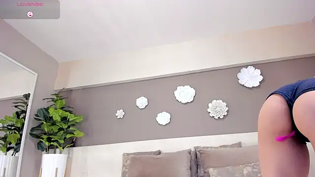 KatyaKozlov online show from 02/12/26, 08:59