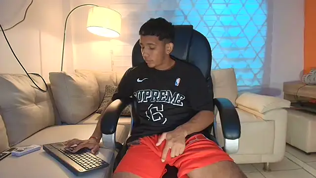 ricky spensar23cm  online show from 03/30/26, 02:23