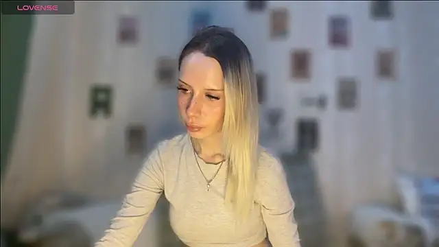 DellaCampbell online show from 02/11/26, 09:58