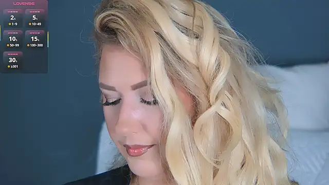 OndinaNoire online show from 04/24/26, 07:38