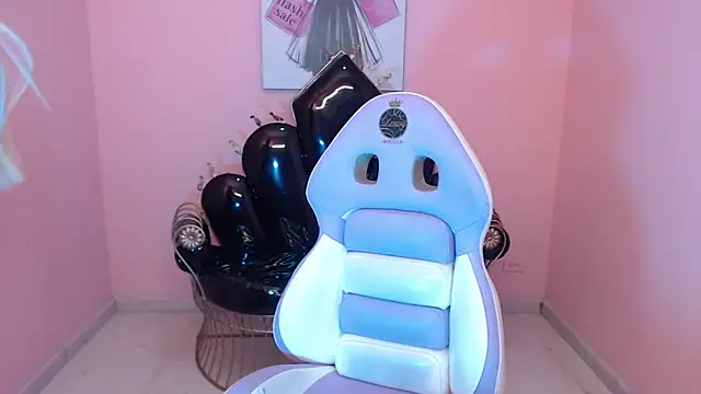 Snapshot of Dhalton_x chatting on 02/15/26, 01:52 Dhalton x online show from 02/15/26, 01:52