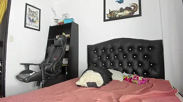 antonella  max online show from 05/15/26, 10:50