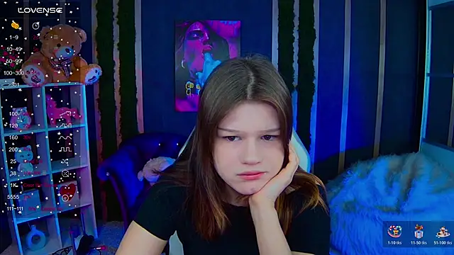 Snapshot of Lunatrend chatting on 02/01/26, 06:34 Lunatrend online show from 02/01/26, 06:34