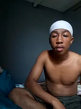 Peterveero12 online show from 04/11/26, 01:48