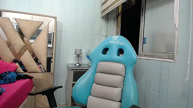 allison max tattoo online show from 02/23/26, 01:25