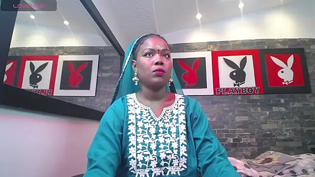 Snapshot of kavya_suri_ chatting on 02/16/26, 06:59 kavya suri online show from 02/16/26, 06:59