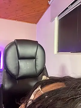 Snapshot of Violetta_pinkk1 chatting on 02/07/26, 04:38 Violetta pinkk1 online show from 02/07/26, 04:38