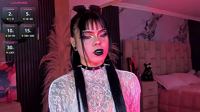SweetDevil 7 online show from 06/27/26, 04:01
