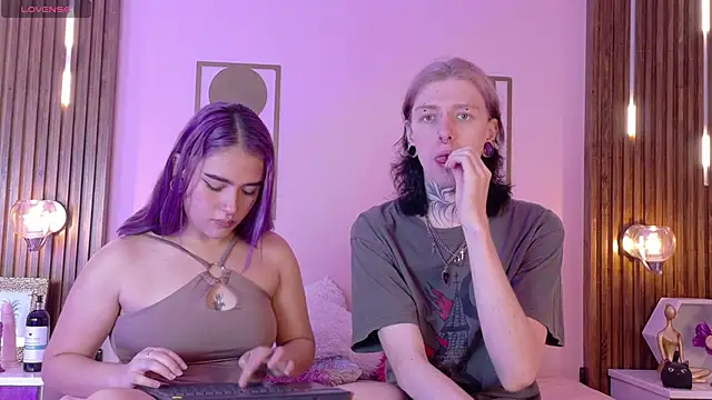 Snapshot of Hanna-Winchester chatting on 02/09/26, 04:27 Hanna-Winchester online show from 02/09/26, 04:27