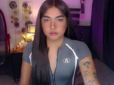 Katezorah online show from 02/03/26, 01:05