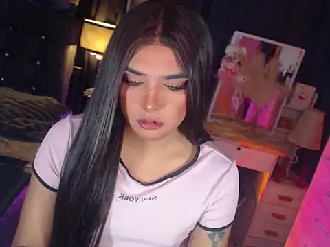 Katezorah online show from 02/25/26, 06:50