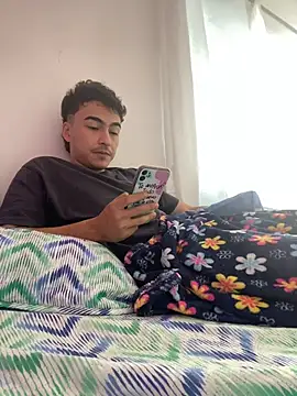 vanilla Kush online show from 02/17/26, 02:24