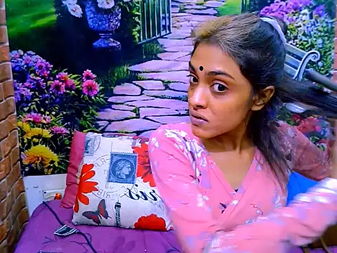IndianPretty14u2Luv online show from 07/13/26, 05:21