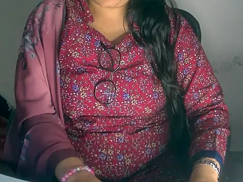 Snapshot of Cute_Aliyaa chatting on 03/01/26, 08:16 Cute Aliyaa online show from 03/01/26, 08:16