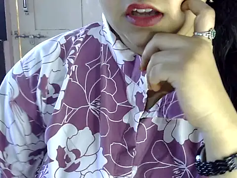 Cute Aliyaa online show from 05/30/26, 10:12