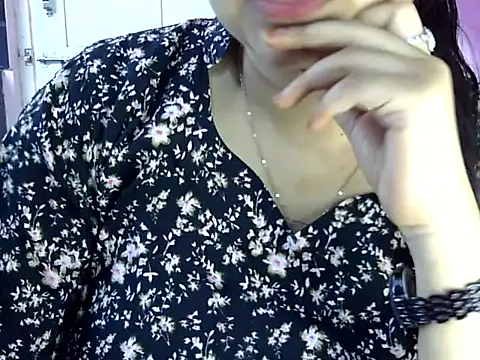 Cute Aliyaa online show from 06/01/26, 12:18