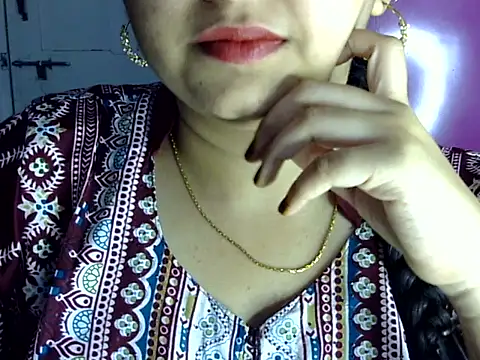 Cute Aliyaa online show from 07/08/26, 01:48