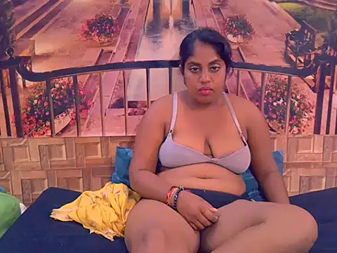 Snapshot of IndianDiva27 chatting on 02/03/26, 06:22 IndianDiva27 online show from 02/03/26, 06:22