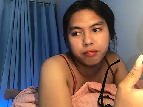 Snapshot of Seductive_Cockybella chatting on 02/03/26, 04:10 Seductive Cockybella online show from 02/03/26, 04:10