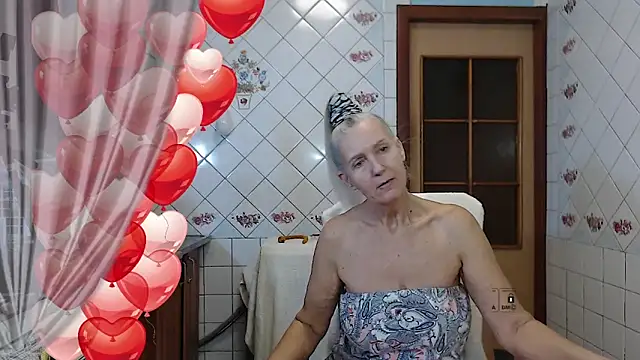 lukerya online show from 01/05/25, 06:13