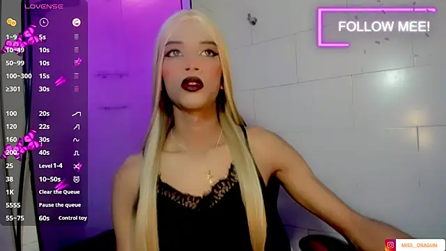 Samantha Ortega  online show from 04/26/26, 10:02