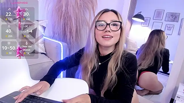 Snapshot of Isa_cortes_ chatting on 02/02/26, 07:56 Isa cortes online show from 02/02/26, 07:56