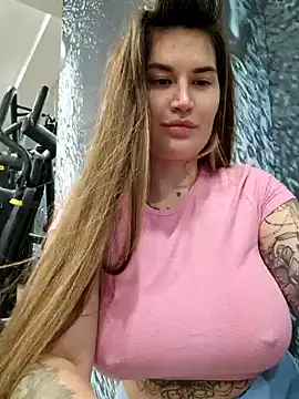 Snapshot of TattooGirlAlia chatting on 12/25/24, 06:19 TattooGirlAlia online show from 12/25/24, 06:19