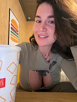 Snapshot of TattooGirlAlia chatting on 11/09/25, 07:56 TattooGirlAlia online show from 11/09/25, 07:56