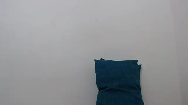Snapshot of ElizabethMiler chatting on 06/17/26, 07:59 ElizabethMiler online show from 06/17/26, 07:59