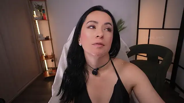 giselle smith online show from 03/24/26, 06:13