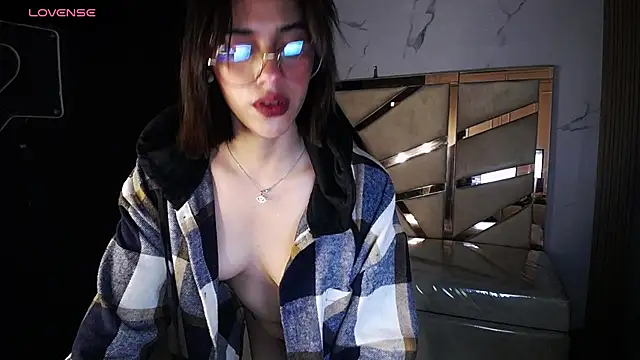 Snapshot of Skaller_james_a chatting on 02/04/26, 12:44 Skaller james a online show from 02/04/26, 12:44