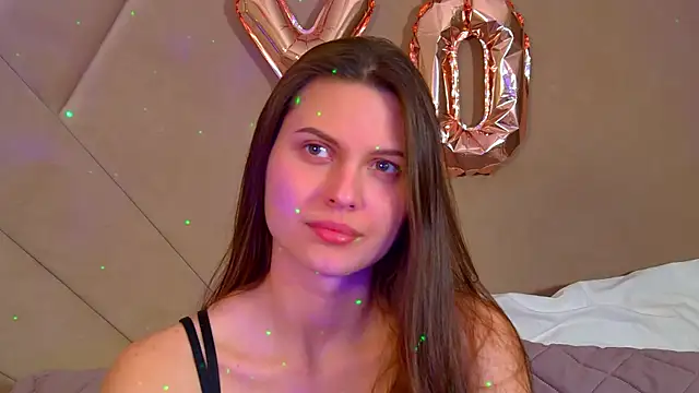 Snapshot of AliceVersal chatting on 02/24/26, 04:32 AliceVersal online show from 02/24/26, 04:32