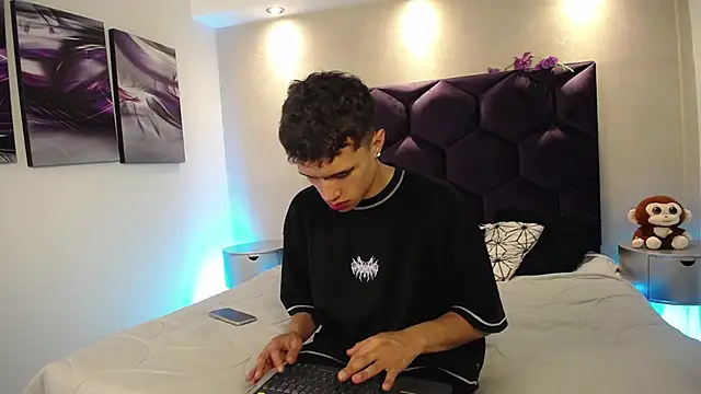 Dominik Souza online show from 03/20/26, 09:52