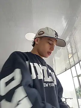 Dominik Souza online show from 04/07/26, 06:52