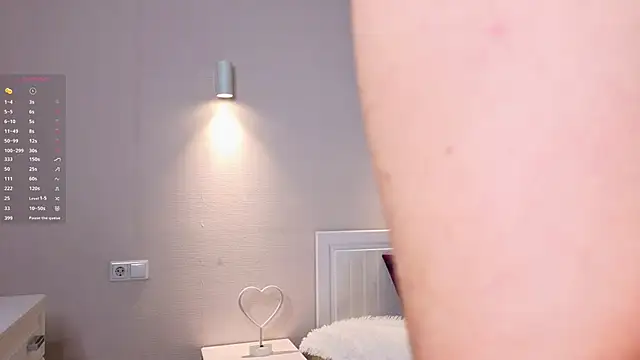 LoraLynn online show from 02/18/26, 03:41