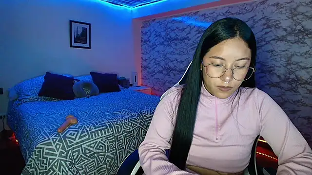 Snapshot of Camila_IRoose chatting on 02/27/26, 10:10 Camila IRoose online show from 02/27/26, 10:10