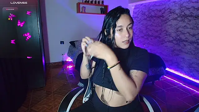 Camila IRoose online show from 06/30/26, 10:22