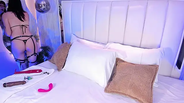 ViolettaColinss online show from 02/02/26, 11:53