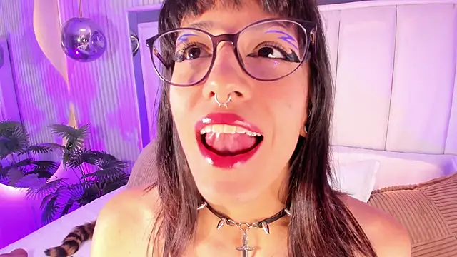 ViolettaColinss online show from 03/20/26, 11:37