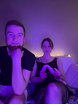 Snapshot of Melannyy076 chatting on 02/03/26, 11:10 Melannyy076 online show from 02/03/26, 11:10