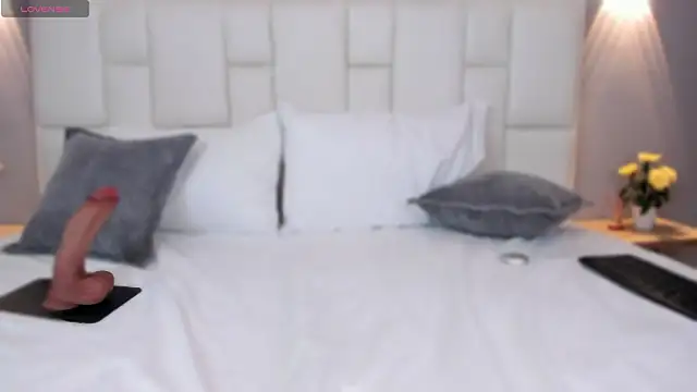 KataThonpson online show from 02/04/26, 04:29