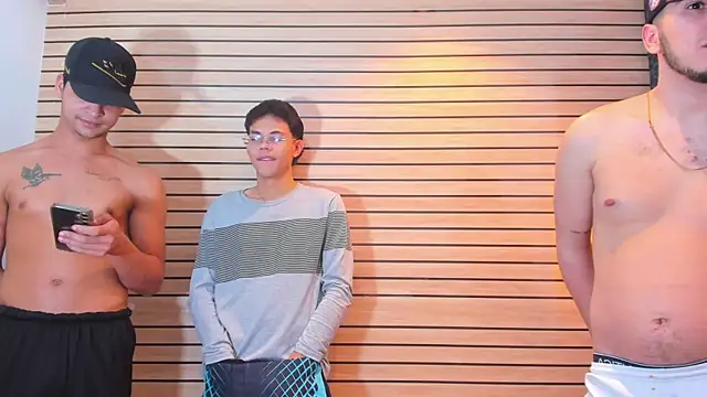 TheBatMansion online show from 04/07/26, 04:24