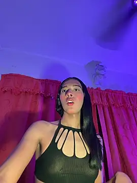 Snapshot of mariana_doll2 chatting on 03/20/26, 01:54 mariana doll2 online show from 03/20/26, 01:54