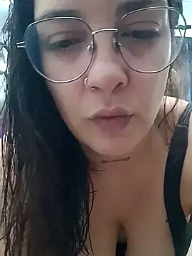 kuramaqueen online show from 02/15/26, 04:42