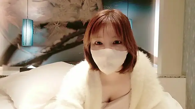  3 mNm 3  online show from 02/09/26, 02:32