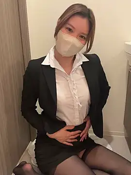  3 mNm 3  online show from 03/09/26, 11:20