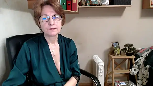 katemodel online show from 02/05/26, 07:46